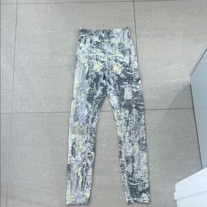 Lululemon Abstract Print Leggings High Rise Pocket Athletic Multicolor